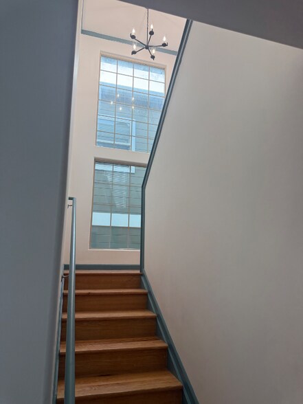 Building Photo - 1409 16th St