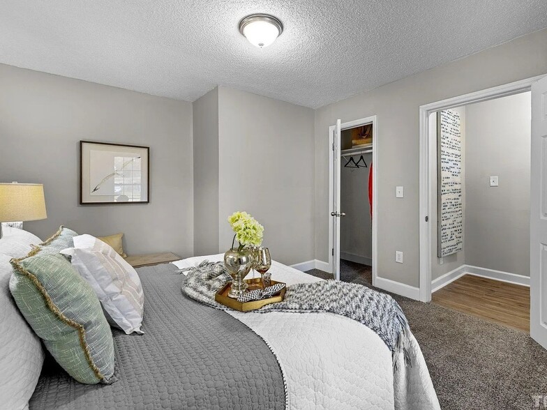 Building Photo - 524 Branch St