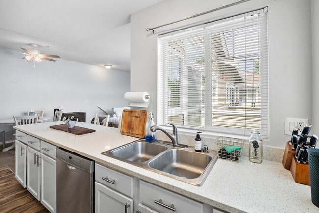 Building Photo - Cozy, modern, and will be READY TO MOVE-IN 8/1/2026.  Don't miss out on this beauty in Carrara of...