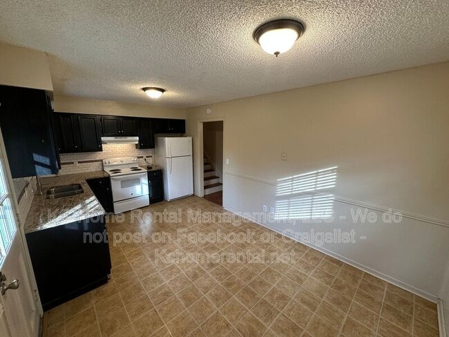 Building Photo - 124 N Garfield St