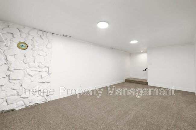 Building Photo - 549 N 600 E
