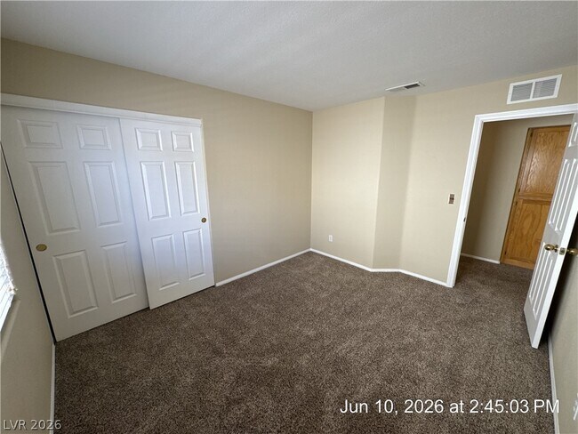 Building Photo - 194 Kachina Dr