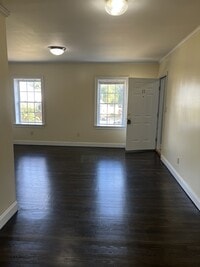 Building Photo - 2367 Cascade Rd