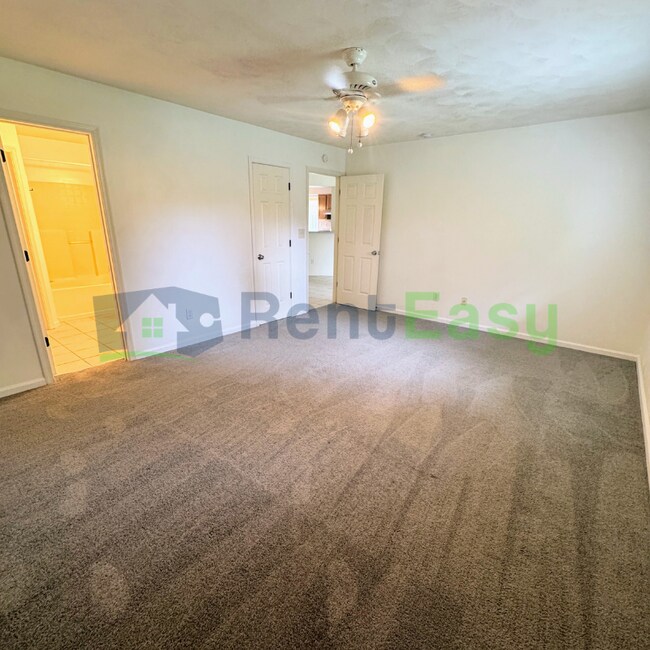 Building Photo - 2038 Coral Ivy Ln