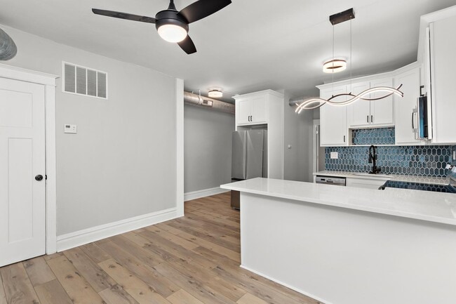 Building Photo - 4333 Forest Park Ave