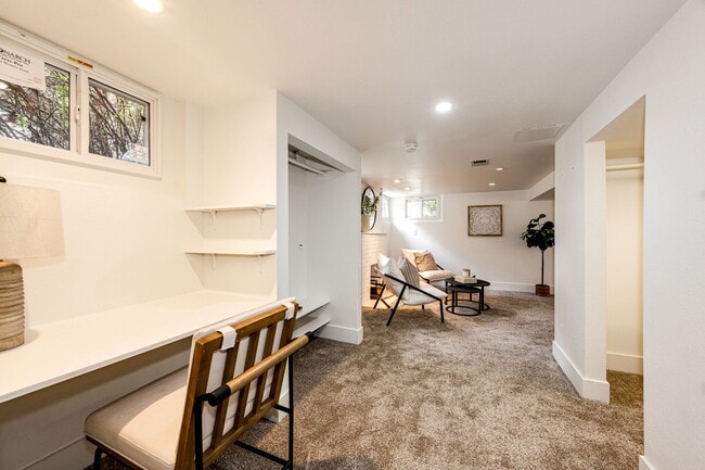 Building Photo - 3784 Quitman St