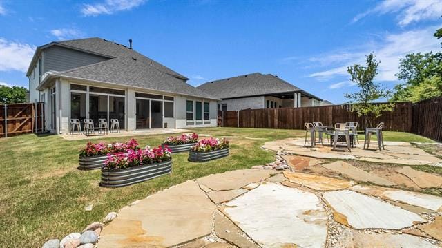 Building Photo - 157 S Oak Dr