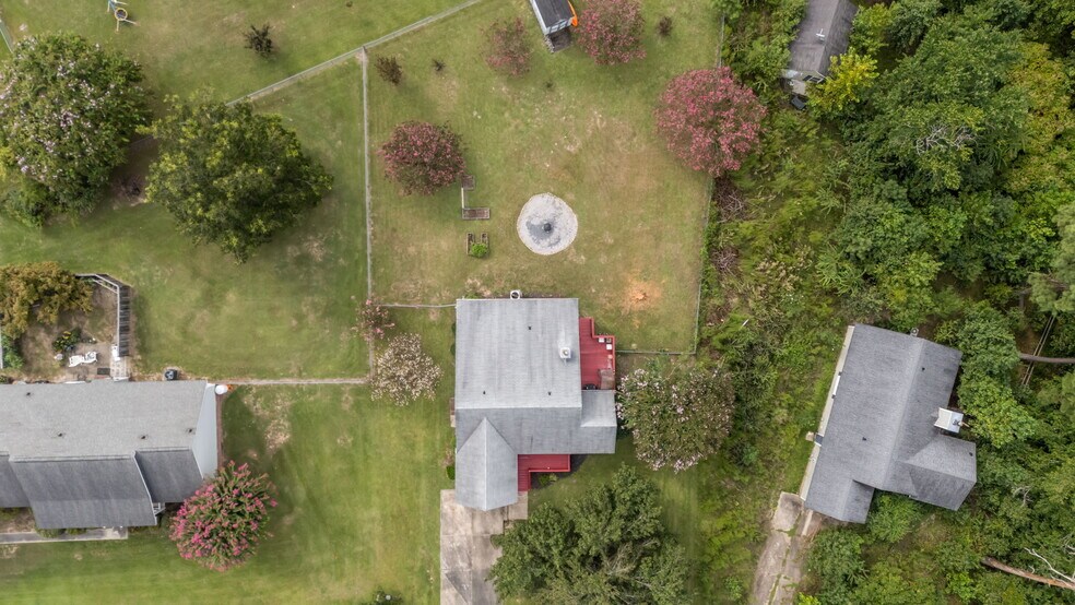 Building Photo - 39 Orrin Ct