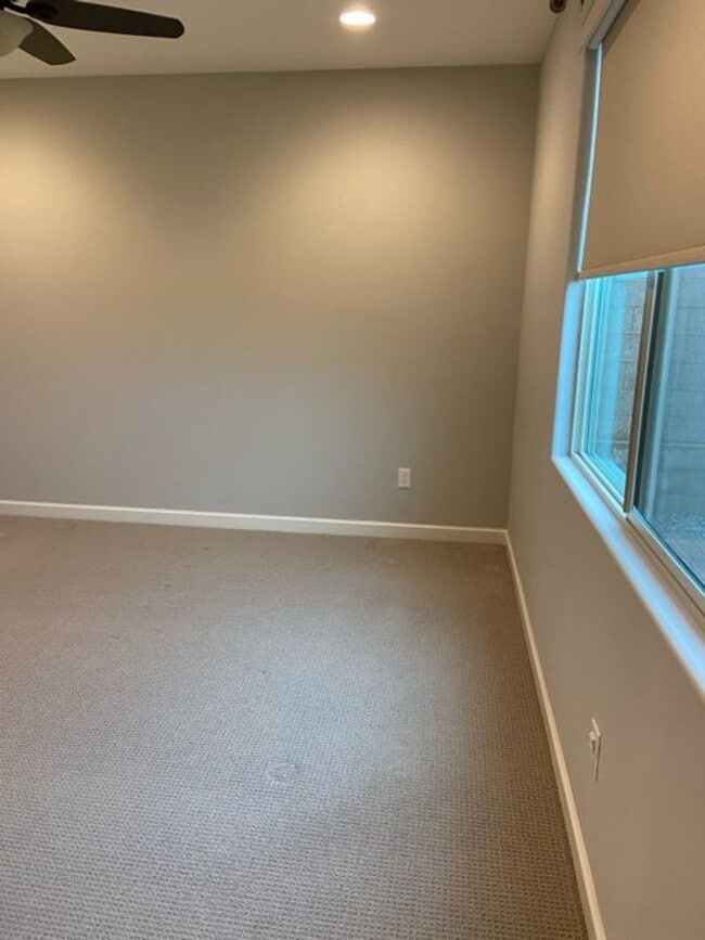 Building Photo - STUNNING NEWER HOME- GATED