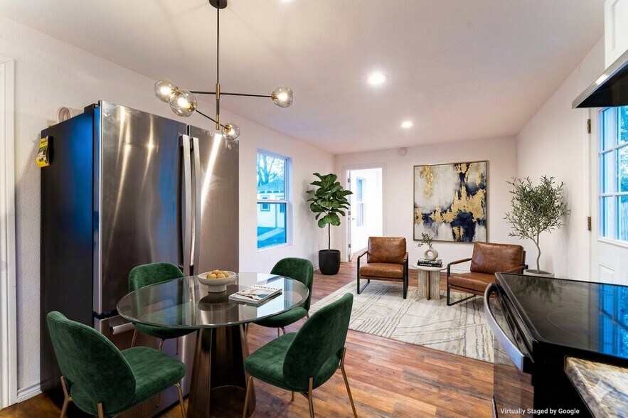 Building Photo - 1315 Whitley Dr