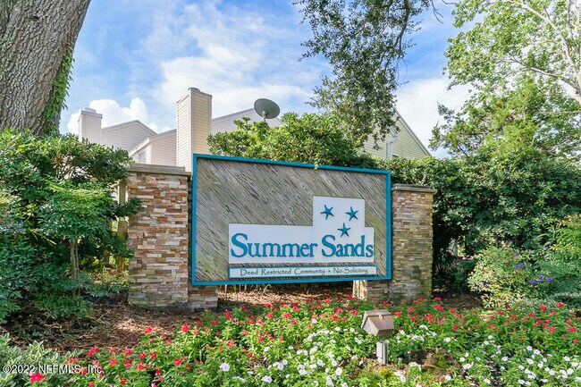 Building Photo - 127 Sand Castle Way