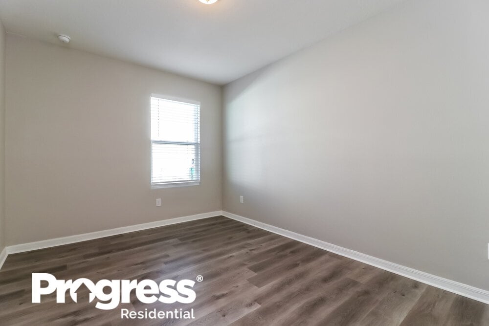 Building Photo - 36618 Goffaux Loop