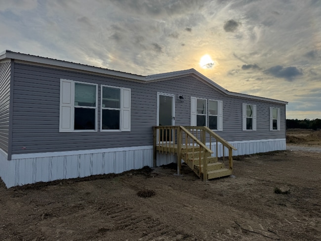 Building Photo - 362 Patriot Ln