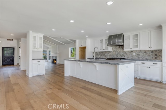 Building Photo - 25311 Maximus St