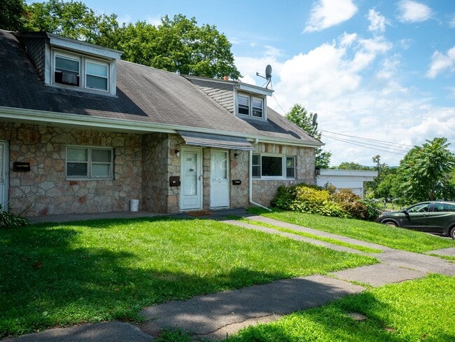 Building Photo - Charming 3-Bedroom Apartment in Midtown Ki...