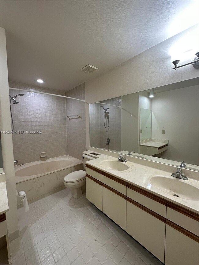 Building Photo - 3176 Arbor Ln