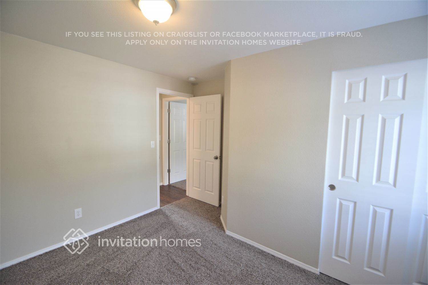 Building Photo - 8018 Crown Ridge Blvd