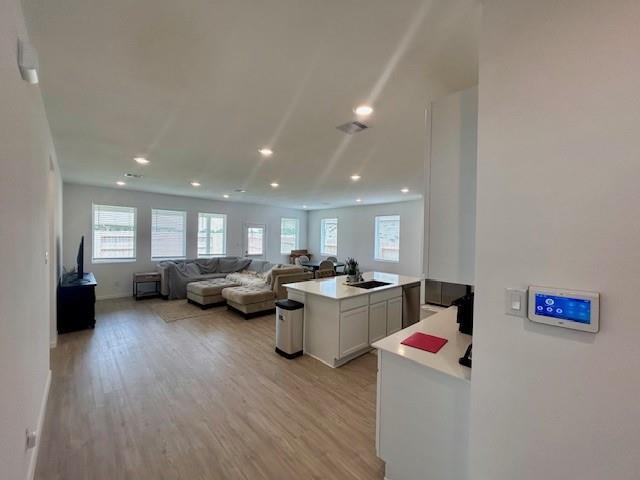 Building Photo - 1215 Shady Pnes Dr
