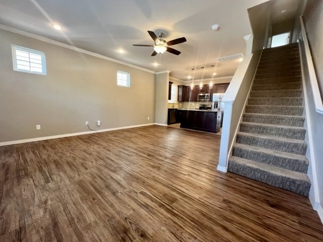 Building Photo - 863 W North St