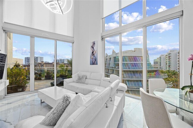 Building Photo - 3000 NE 188th St