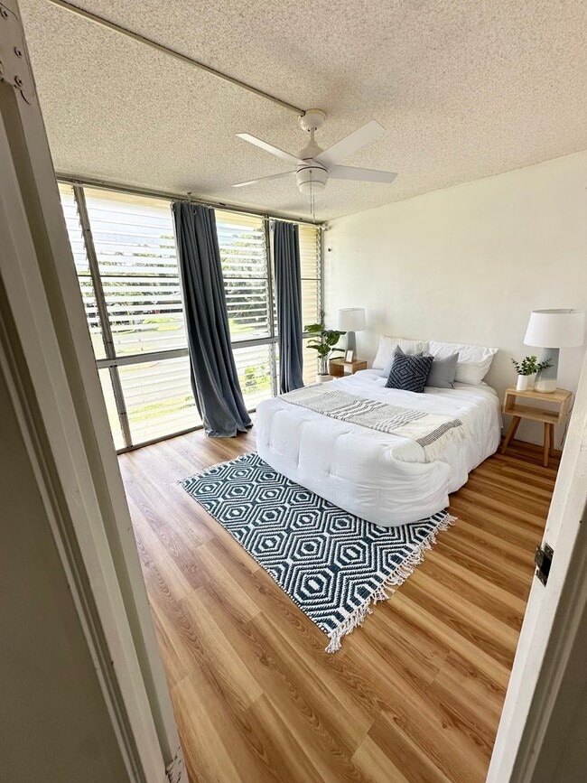 Building Photo - 2br 1bath 2pkg unit at Valleyview Melemanu!