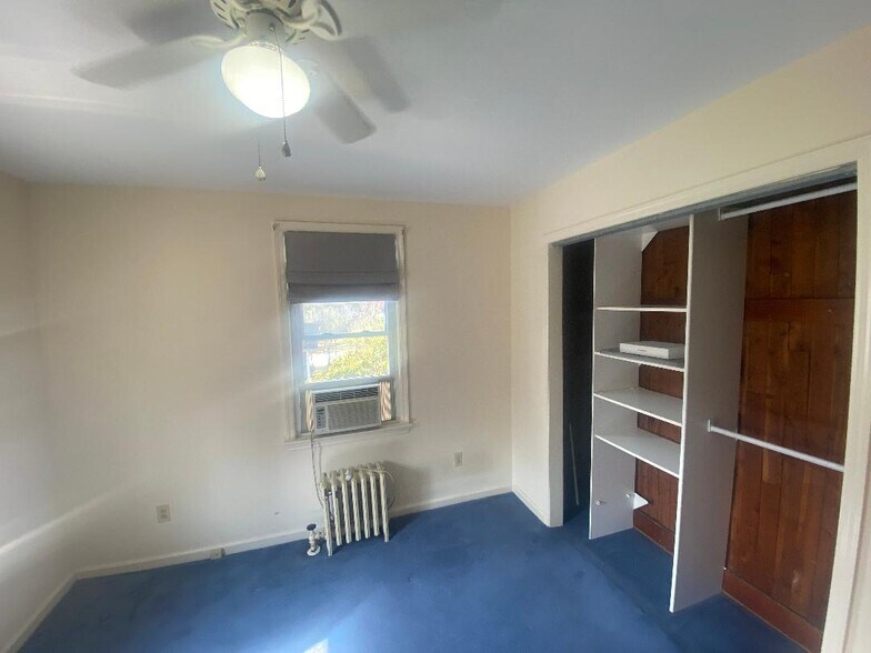 Building Photo - 107 Garside Ave