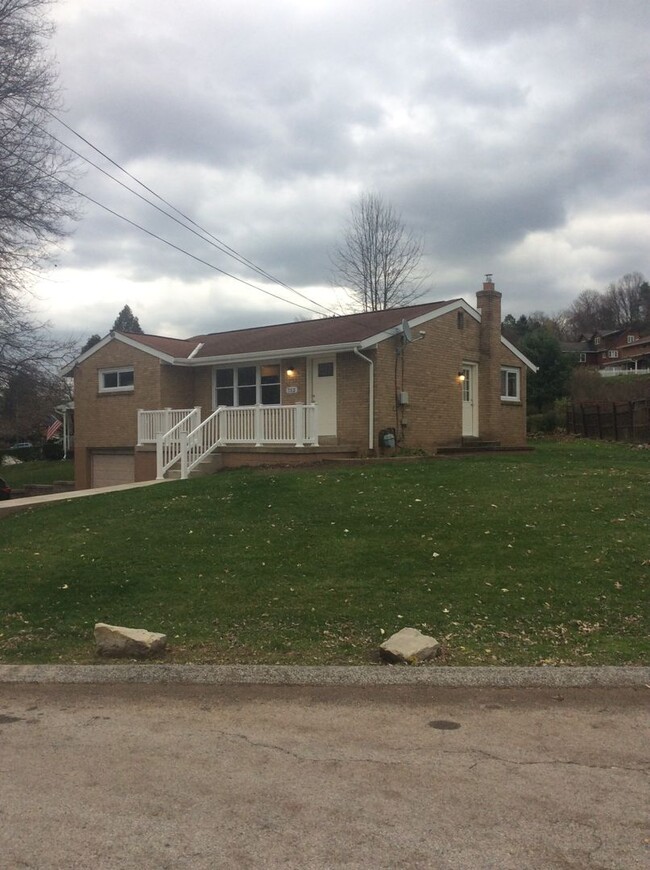 Primary Photo - Single Family home in Plum