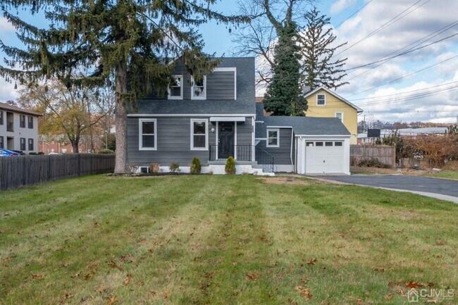 Building Photo - 209 Runyon Ave