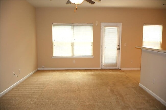Building Photo - 1534 Rogers Preserve Rd