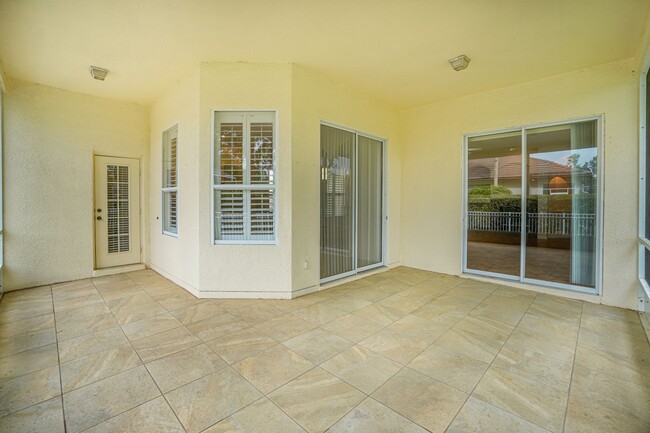 Building Photo - Spacious 4-Bed Home in Magnolia Plantation...