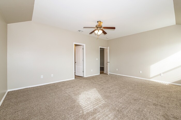 Building Photo - 13312 Beaumont Dr