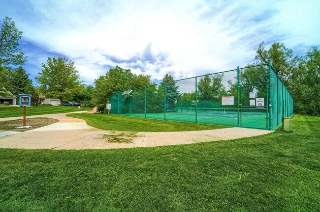 Building Photo - 2 Bedroom Condo in Boulder