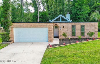 Building Photo - 8618 Boxberry Ln
