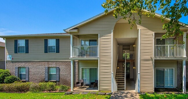 Building Photo - Marcus Pointe Grande Apartment Homes