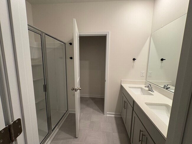 Building Photo - 766 Dorset Strm Dr