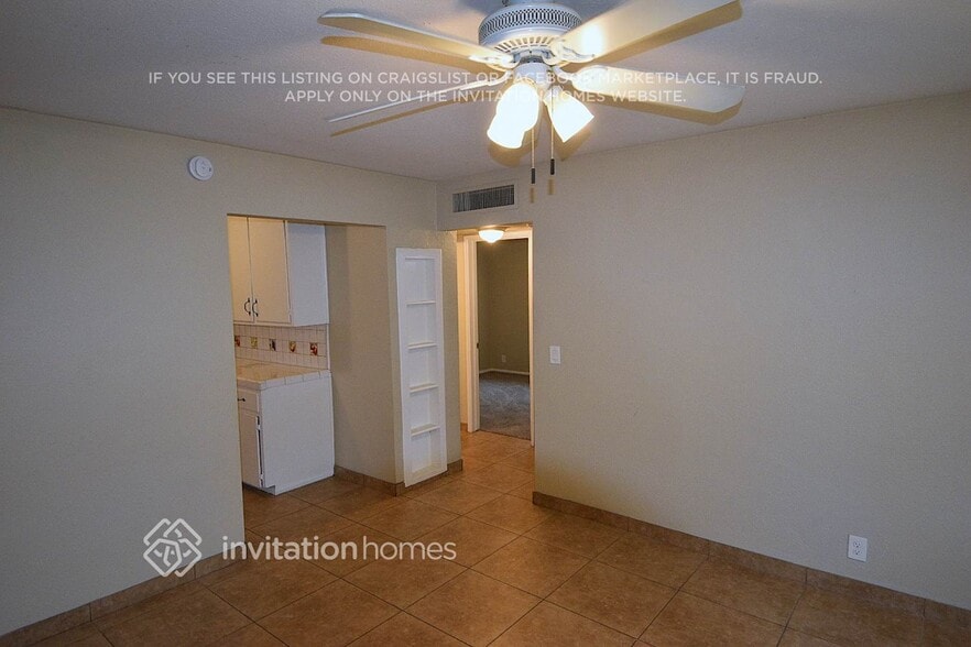 Building Photo - 4126 N Mitchell St