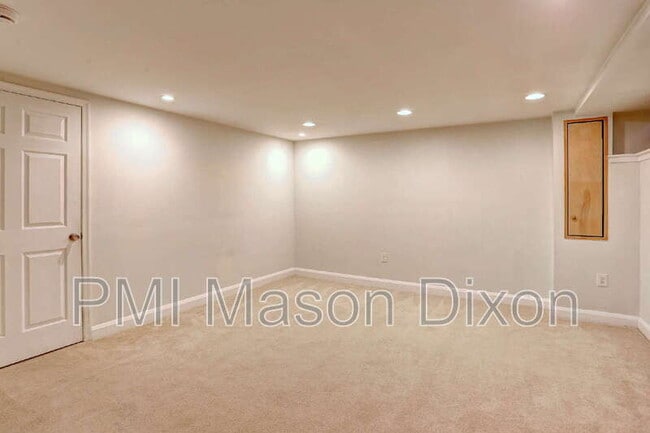 Building Photo - 133 Stevenson Ln
