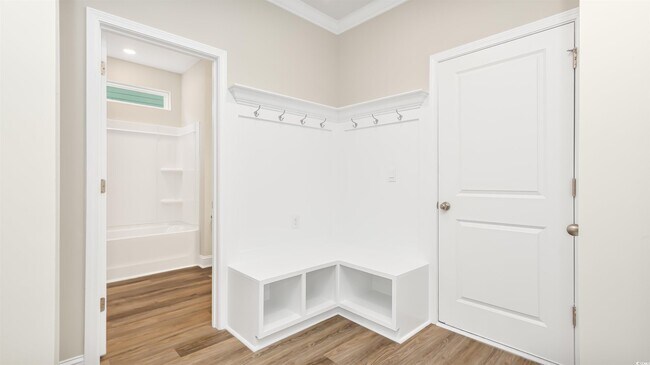 Building Photo - 7159 Shooting Star Way