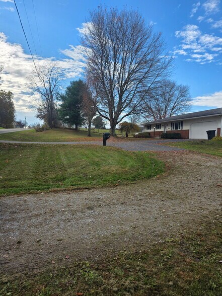 Building Photo - 3187 Licking Valley Rd
