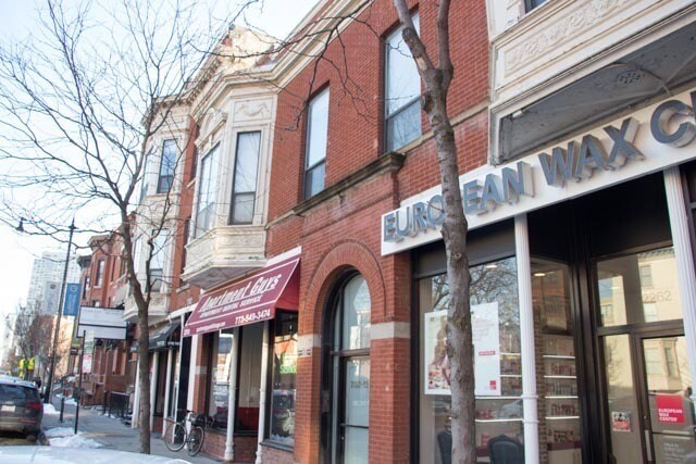 Primary Photo - 2260 N Clark St