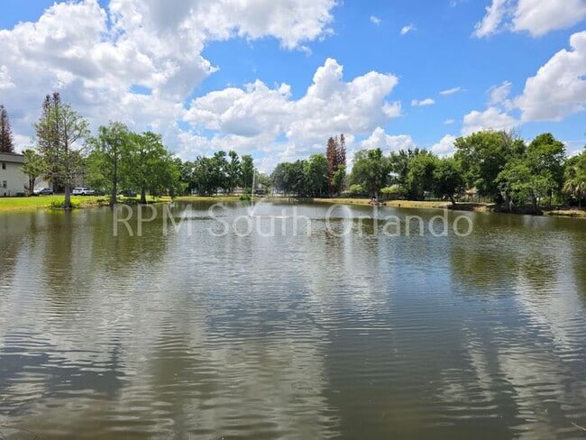 Building Photo - Great location! 2nd floor condo in Winter Garden