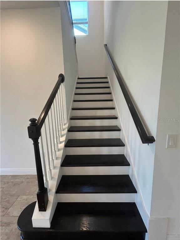 Building Photo - 9918 Summerlake Groves St