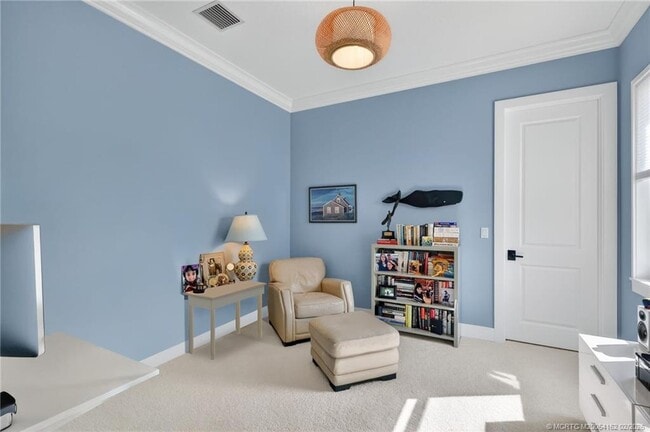 Building Photo - 5407 SW Pomegranate Way