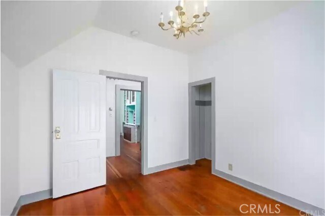 Building Photo - 384 W 15th St