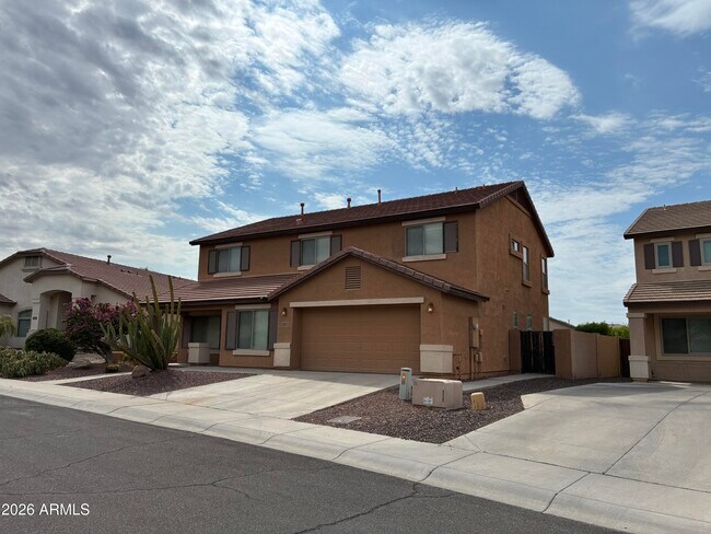 Building Photo - 2217 W Steed Ridge