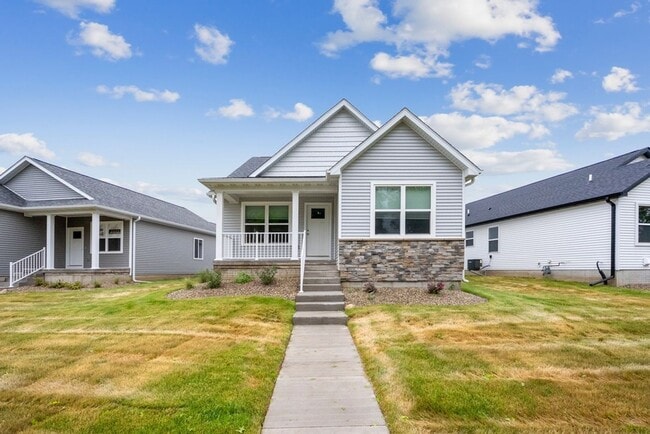 Primary Photo - 125 Axlewood Dr
