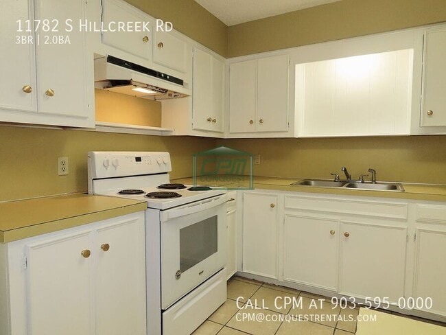 Building Photo - 11782 S Hillcreek Rd