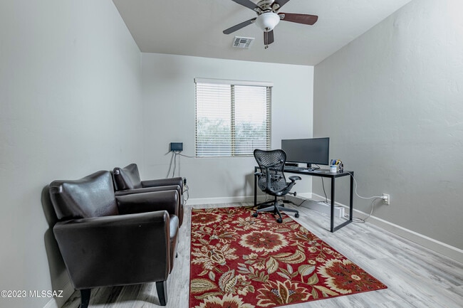 Building Photo - 8479 N Gaetano Loop
