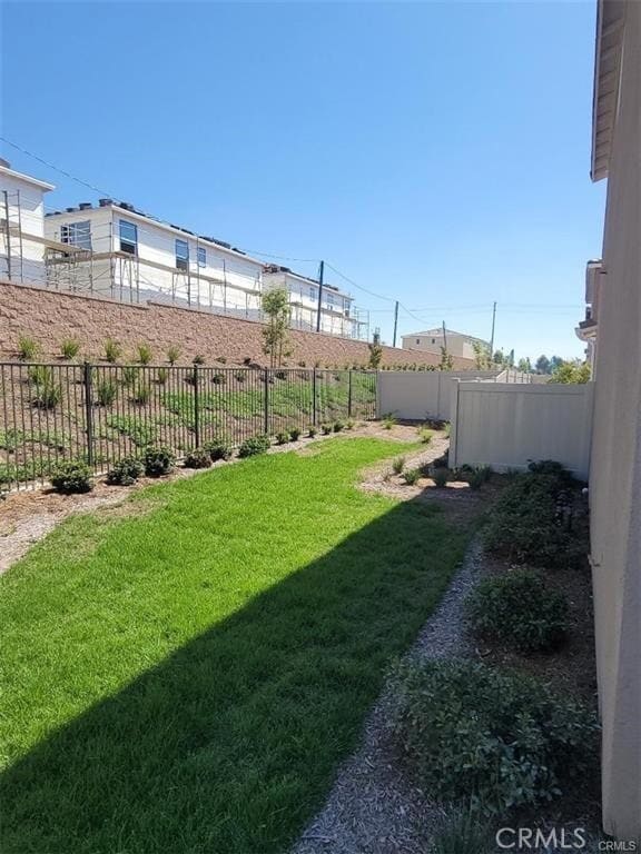 Building Photo - 2058 Bergamot St