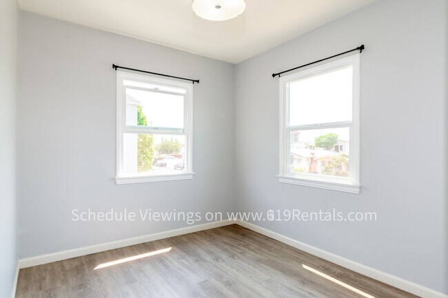 Building Photo - 4531 Wilson Ave